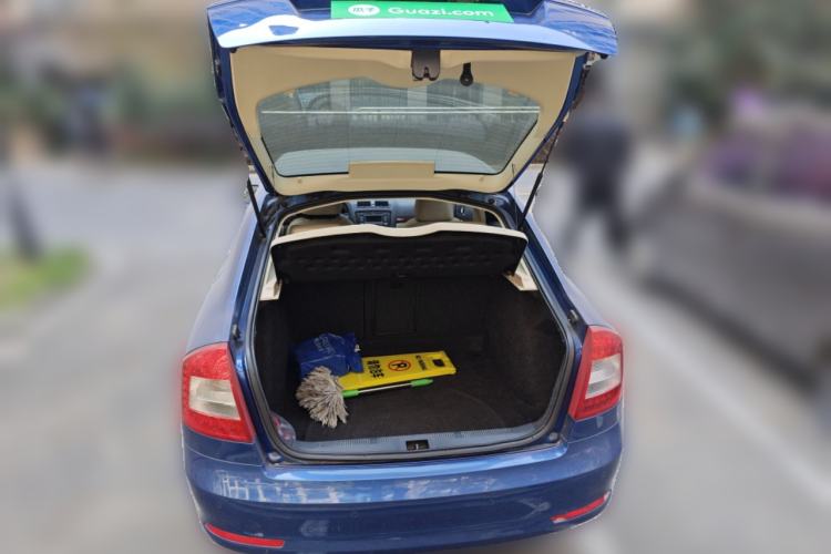 Used Skoda Octavia 2012 1.6L Manual Yijun Edition Trunk