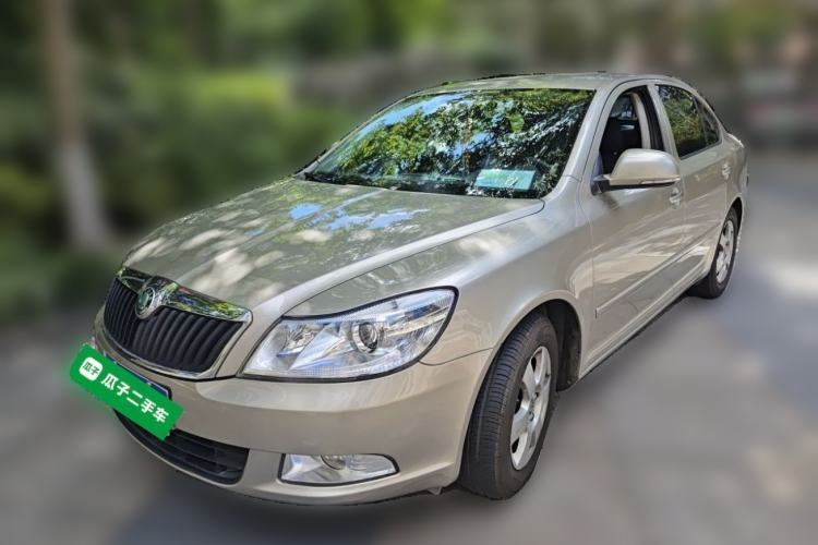 Ojetý Skoda Octavia 2012 1.6L Automatic Yijie Edition Guazi used car, China used car export, Used car for sale, Used cars, Cheapest cars for sale