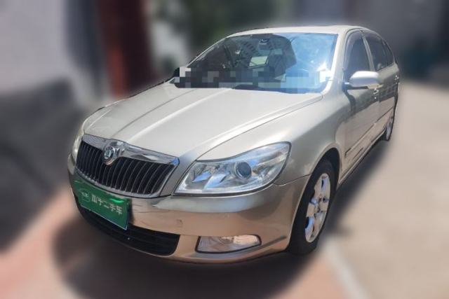 Ojetý Skoda Octavia 2012 1.4TSI DSG Yijun Edition