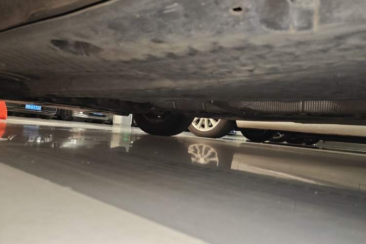 Used Skoda Octavia 2012 1.6L Manual Yijun Edition Chassis Front Left