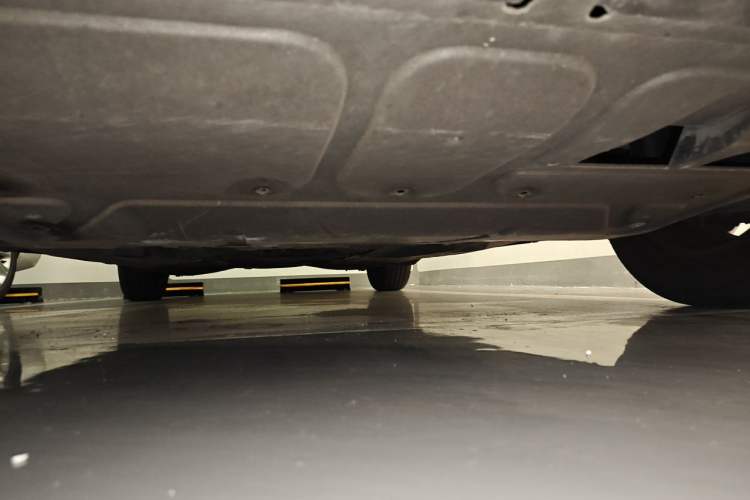 Used Skoda Octavia 2012 1.6L Manual Yijun Edition Chassis Front