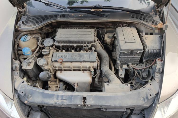 Used Skoda Octavia 2012 1.6L Automatic Yijun Edition Engine Bay