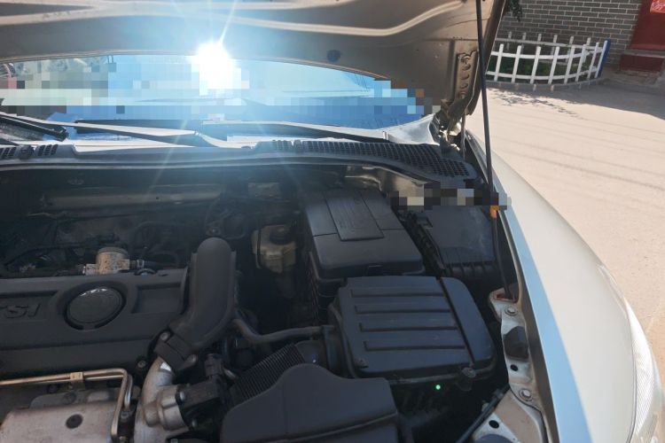 Used Skoda Octavia 2012 1.4TSI DSG Yijun Edition Engine Bay Left