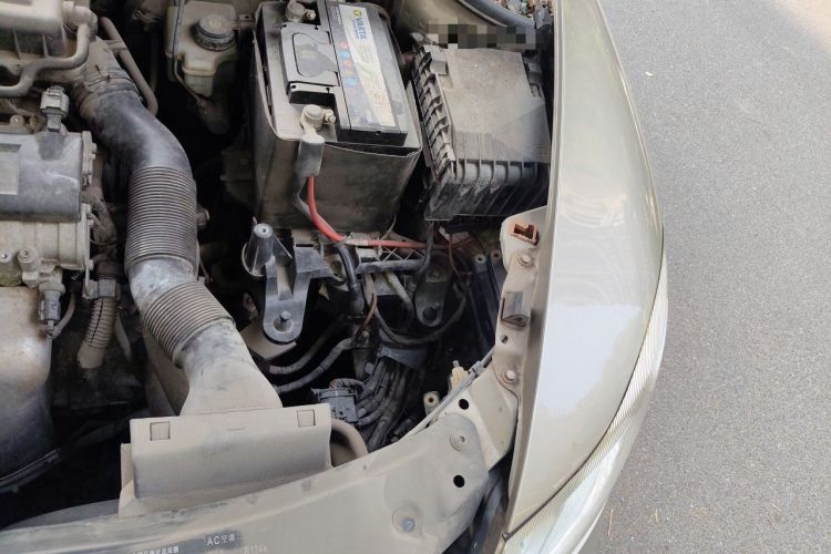 Used Skoda Octavia 2012 1.6L Manual Yijun Edition Engine Bay Left