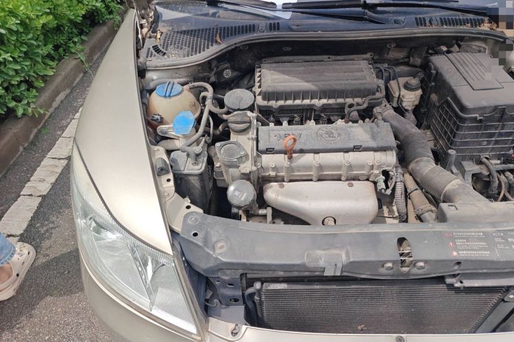 Used Skoda Octavia 2012 1.6L Automatic Yijun Edition Engine Bay Right