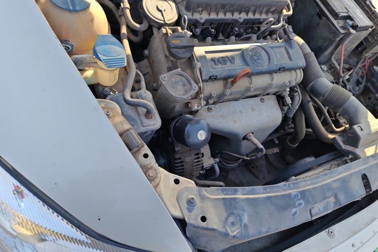 Used Skoda Octavia 2012 1.6L Manual Yijie Edition Engine Bay Right