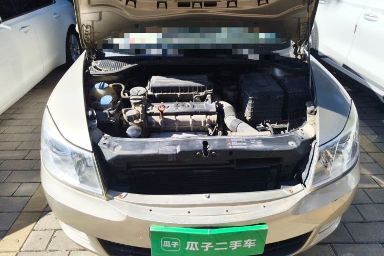 Used Skoda Octavia 2012 1.6L Automatic Yijun Edition Engine Bay