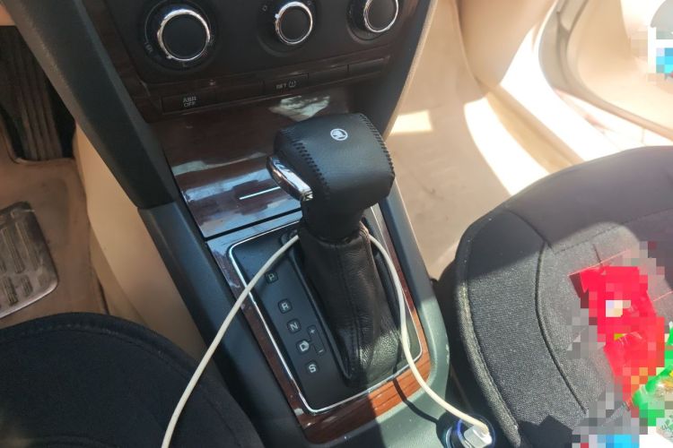 Used Skoda Octavia 2012 1.4TSI DSG Yijun Edition Gear Lever