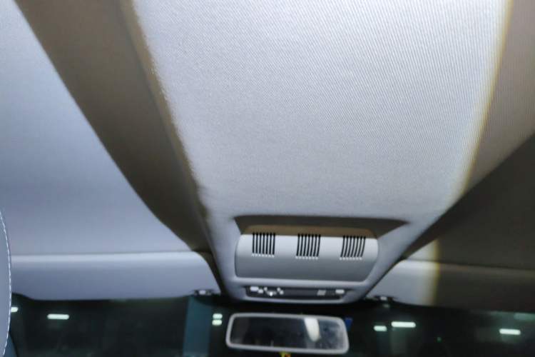 Used Skoda Octavia 2012 1.6L Manual Yijie Edition Headliner