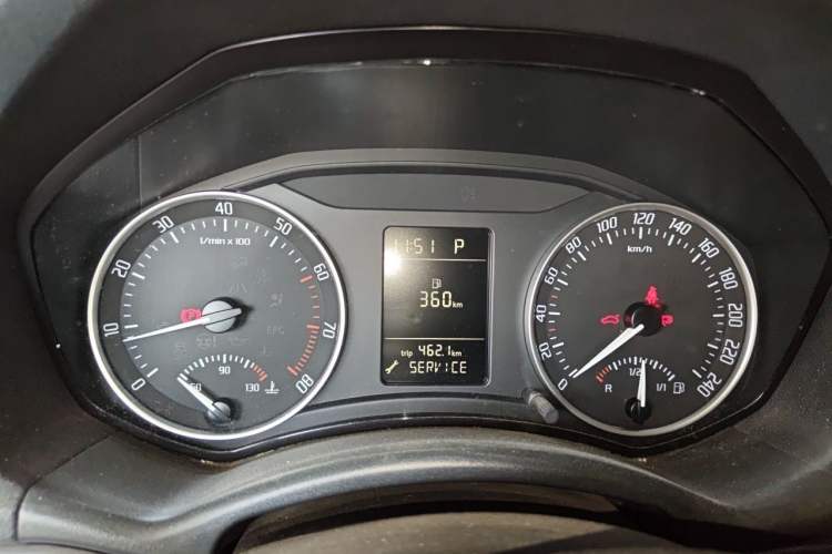 Used Skoda Octavia 2012 1.6L Automatic Yijie Edition Instrument Cluster