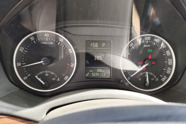 Used Skoda Octavia 2012 1.6L Automatic Yijun Edition Instrument Cluster