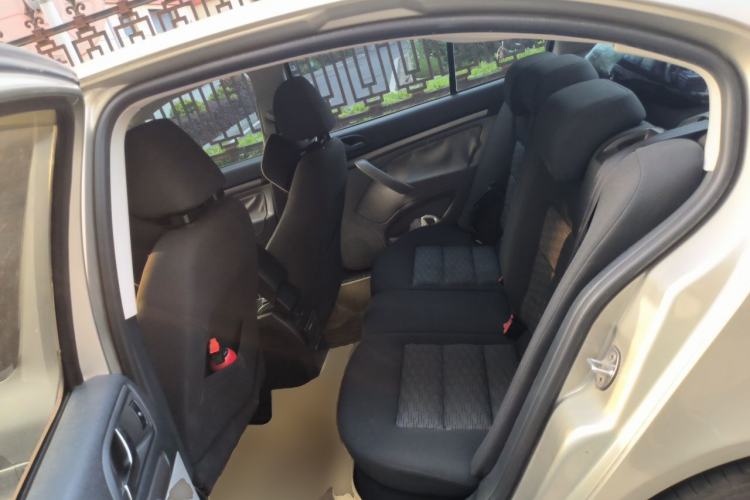 Used Skoda Octavia 2012 1.6L Automatic Yijie Edition Left Rear Seat