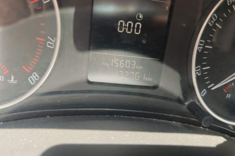 Used Skoda Octavia 2012 1.4TSI DSG Yijun Edition Odometer Close Up