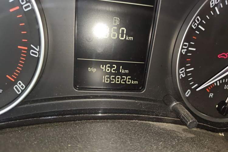 Used Skoda Octavia 2012 1.6L Automatic Yijie Edition Odometer Close Up