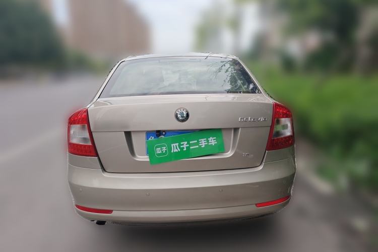Used Skoda Octavia 2012 1.6L Automatic Yijun Edition Rear