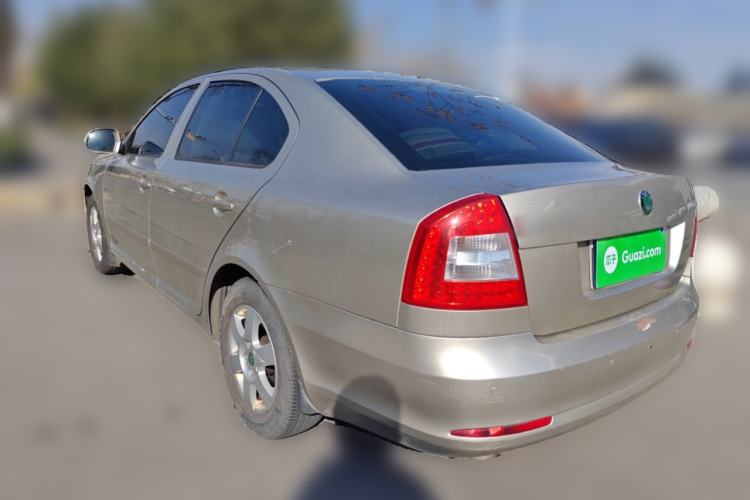 Used Skoda Octavia 2012 1.6L Manual Yijie Edition Rear Left 45 Deg