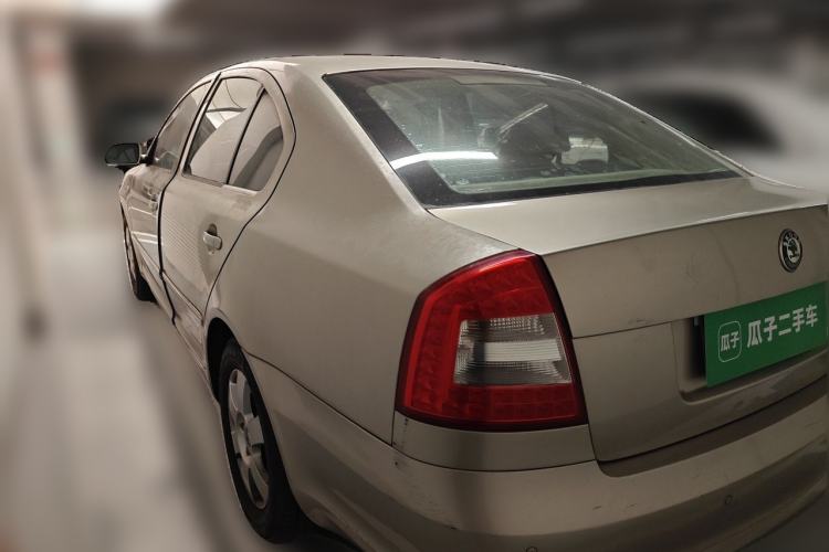 Used Skoda Octavia 2012 1.6L Manual Yijun Edition Rear Left 45 Deg