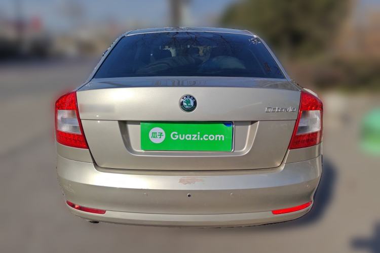 Used Skoda Octavia 2012 1.6L Manual Yijie Edition Rear