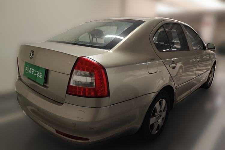 Used Skoda Octavia 2012 1.6L Manual Yijun Edition Rear Right 45 Deg
