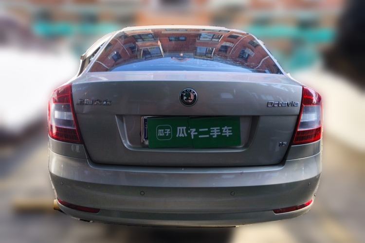 Used Skoda Octavia 2012 1.6L Automatic Yijun Edition Rear