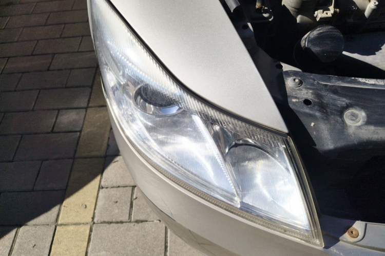 Used Skoda Octavia 2012 1.6L Automatic Yijun Edition Right Front Headlight
