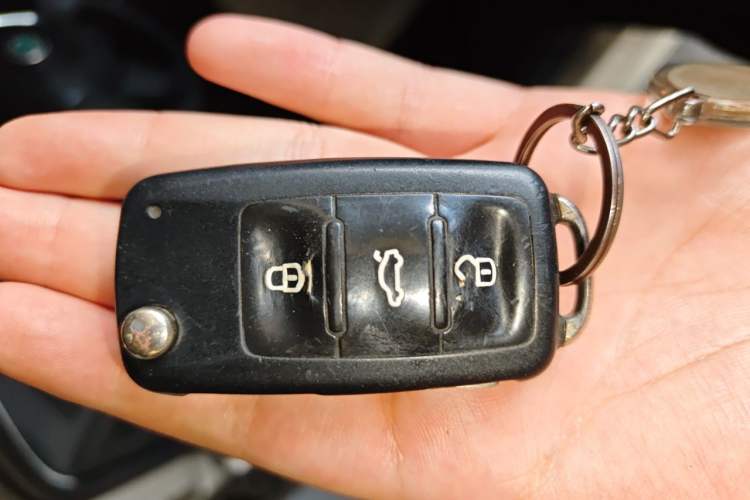 Used Skoda Octavia 2012 1.6L Automatic Yijie Edition Vehicle Key