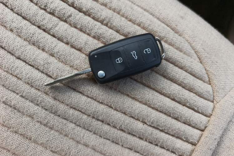 Used Skoda Octavia 2012 1.6L Automatic Yijun Edition Vehicle Key