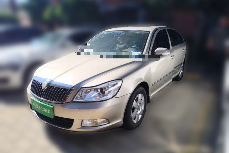 Used Skoda Octavia 2012 1.6L Automatic Yijun Edition Guazi used car, China used car export, Used car for sale, Used cars, Cheapest cars for sale