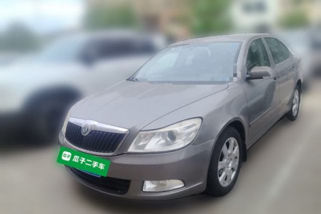 Ojetý Skoda Octavia 2012 2.0L Automatic Yijie Version