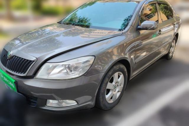 Used Skoda Octavia 2012 1.6L Manual Eado Edition