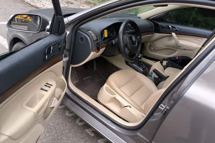 Used Skoda Octavia 2012 1.4TSI DSG Yijun Edition Driver Seat