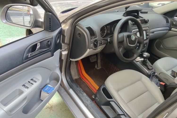 Used Skoda Octavia 2012 1.4TSI DSG Yijun Edition Driver Seat