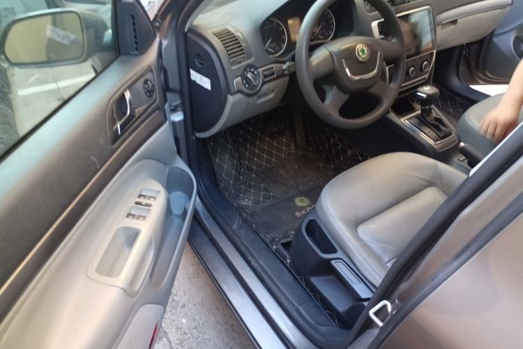 Used Skoda Octavia 2012 1.4TSI DSG Yijun Edition Driver Seat