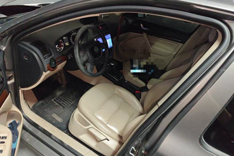 Used Skoda Octavia 2012 1.6L Automatic Yijun Edition Driver Seat