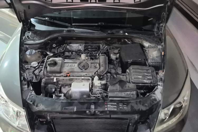 Used Skoda Octavia 2012 1.4TSI DSG Yijun Edition Engine Bay
