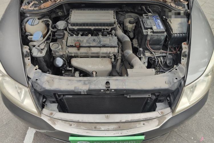 Used Skoda Octavia 2012 1.6L Manual Yijun Edition Engine Bay