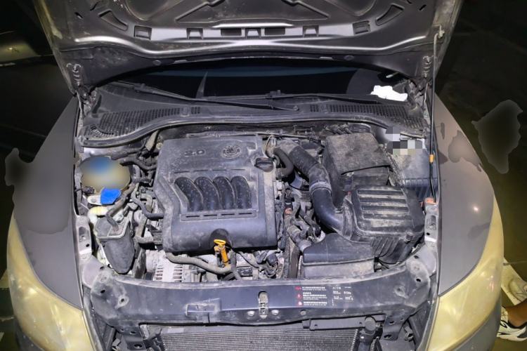 Used Skoda Octavia 2012 2.0L Manual Yijie Version Engine Bay