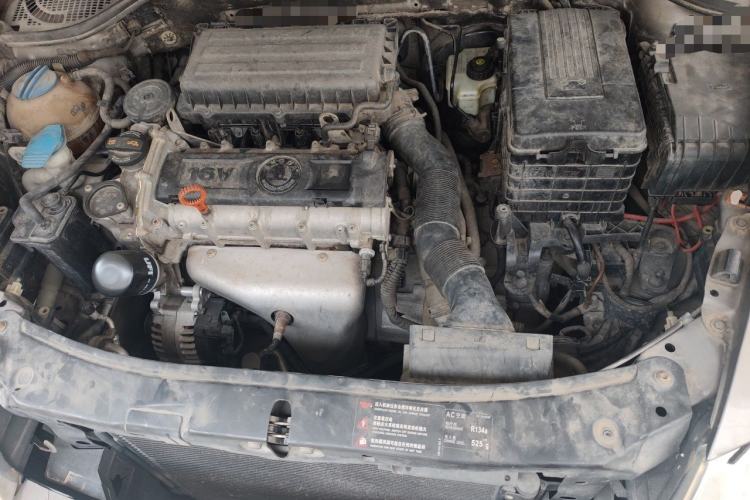 Used Skoda Octavia 2012 1.6L Automatic Yijie Edition Engine Bay