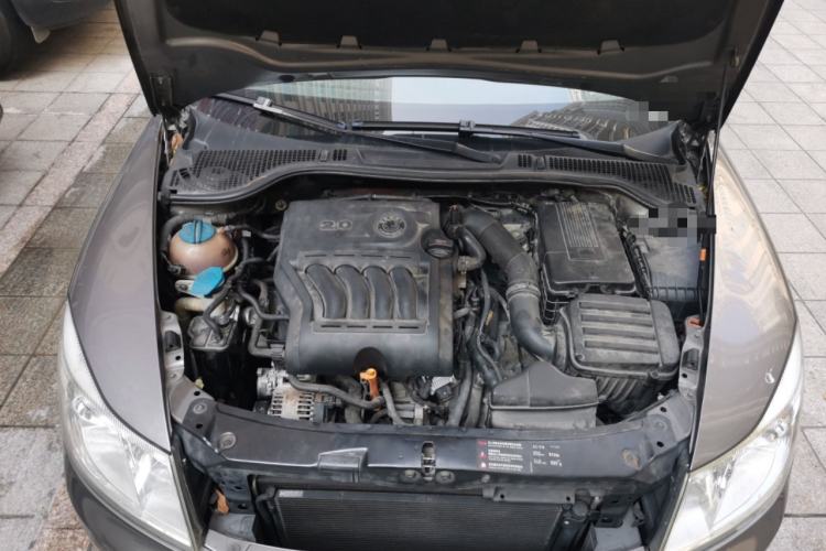 Used Skoda Octavia 2012 2.0L Automatic Yijie Version Engine Bay
