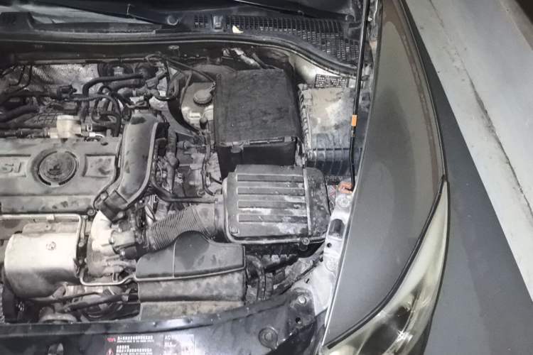 Used Skoda Octavia 2012 1.4TSI DSG Yijun Edition Engine Bay Left
