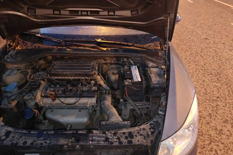 Used Skoda Octavia 2012 2.0L Manual Yijie Version Engine Bay Left