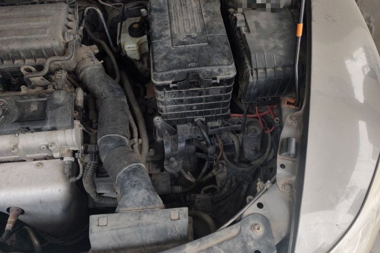 Used Skoda Octavia 2012 1.6L Automatic Yijie Edition Engine Bay Left