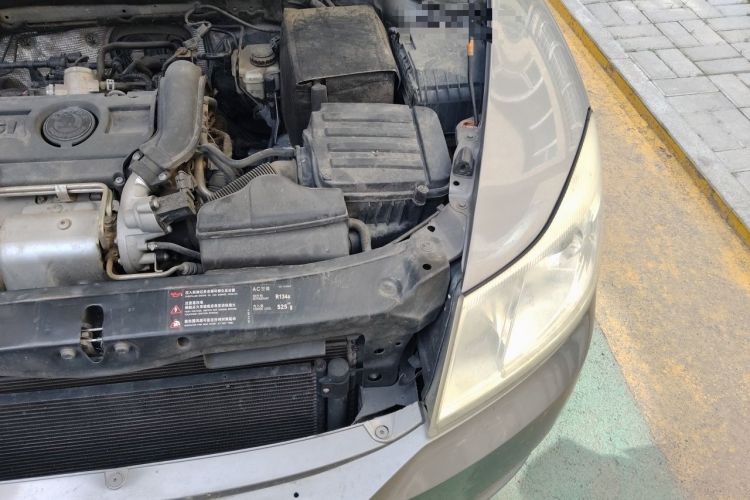 Used Skoda Octavia 2012 1.4TSI DSG Yijun Edition Engine Bay Left