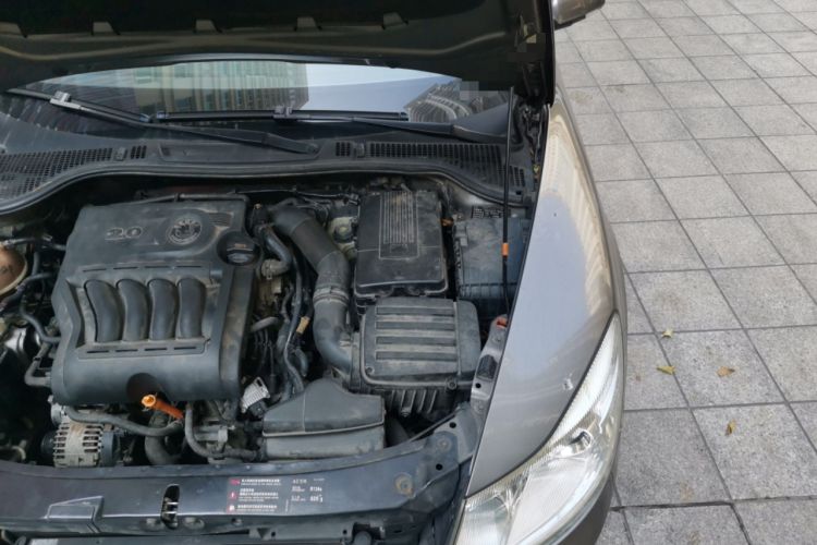 Used Skoda Octavia 2012 2.0L Automatic Yijie Version Engine Bay Left