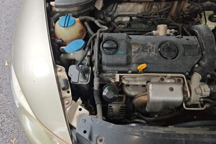 Used Skoda Octavia 2012 1.4TSI DSG Yijun Edition Engine Bay Right