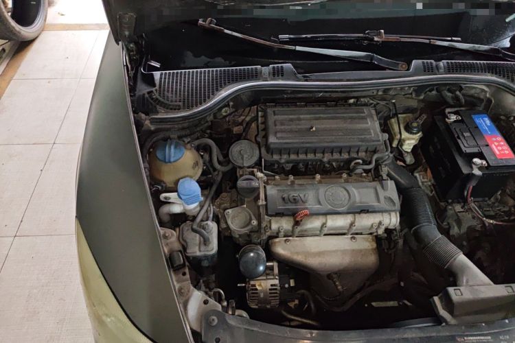 Used Skoda Octavia 2012 1.6L Manual Eado Edition Engine Bay Right