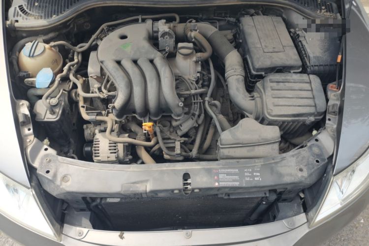 Used Skoda Octavia 2012 2.0L Automatic Yijie Version Engine Bay