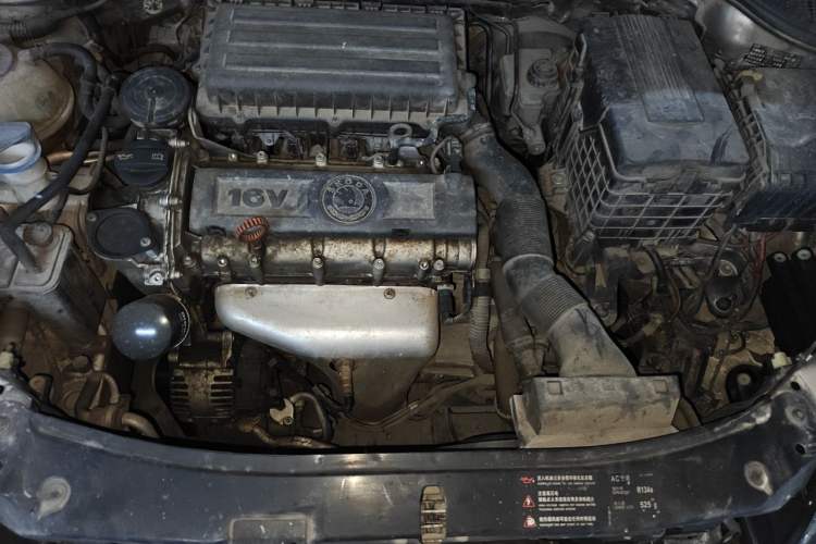 Used Skoda Octavia 2012 1.6L Automatic Yijun Edition Engine Bay