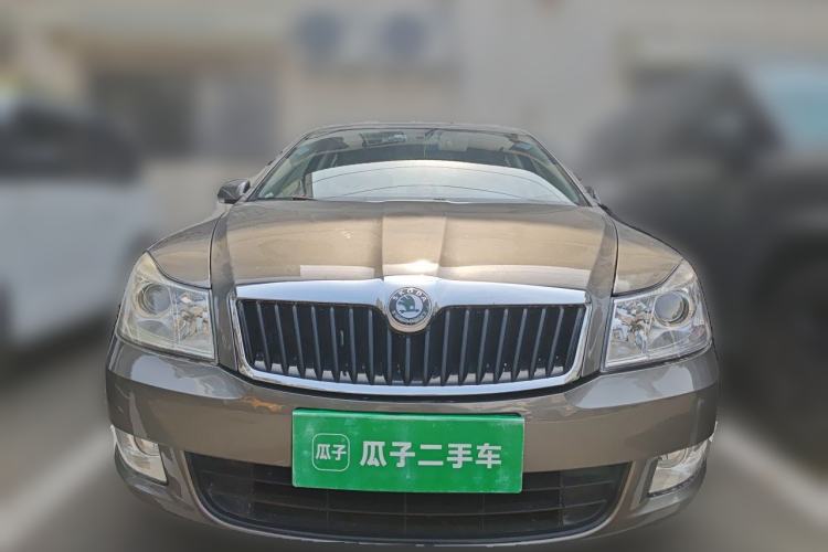 Used Skoda Octavia 2012 1.6L Automatic Yijie Edition Front