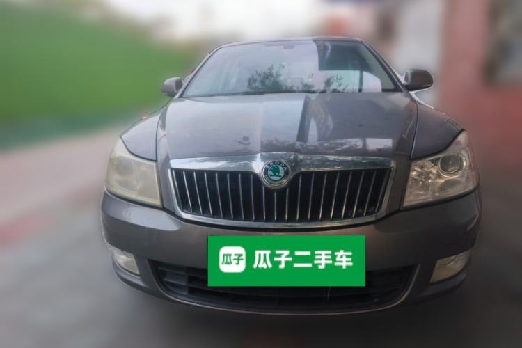 Used Skoda Octavia 2012 1.6L Manual Yijun Edition Front
